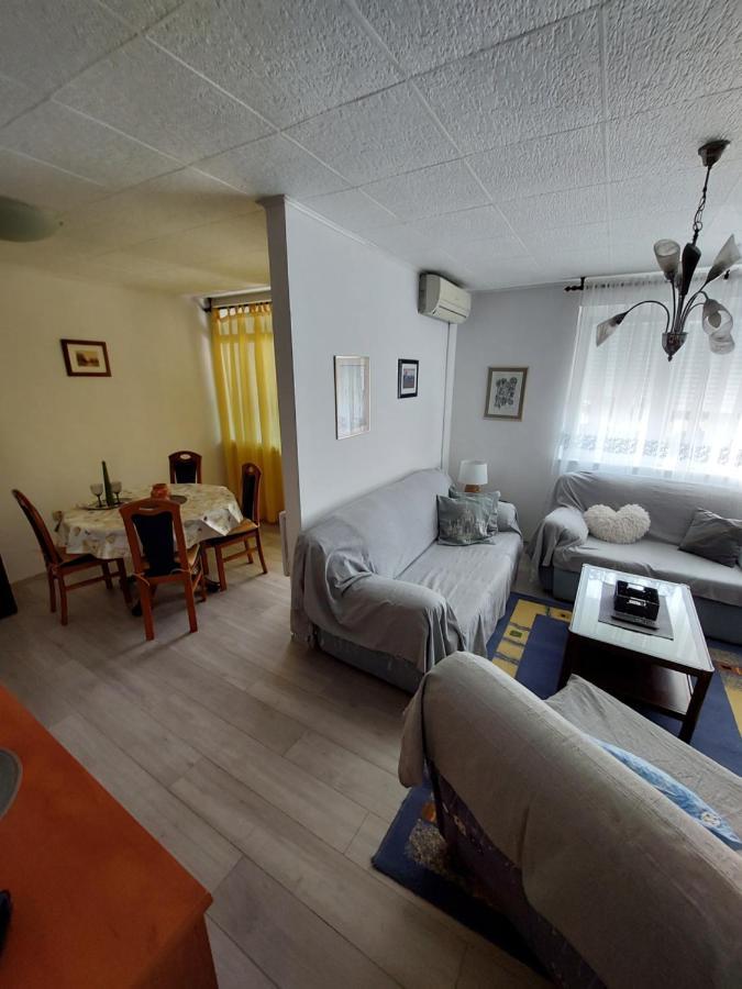 זאדאר Apartment Ivanely מראה חיצוני תמונה
